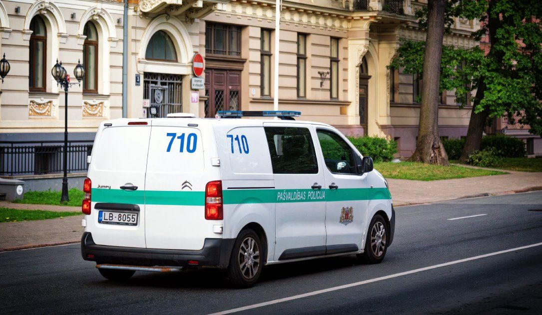 Letonia detiene a un presunto pirata informático por un ataque a una empresa de reparación de aparatos electrónicos