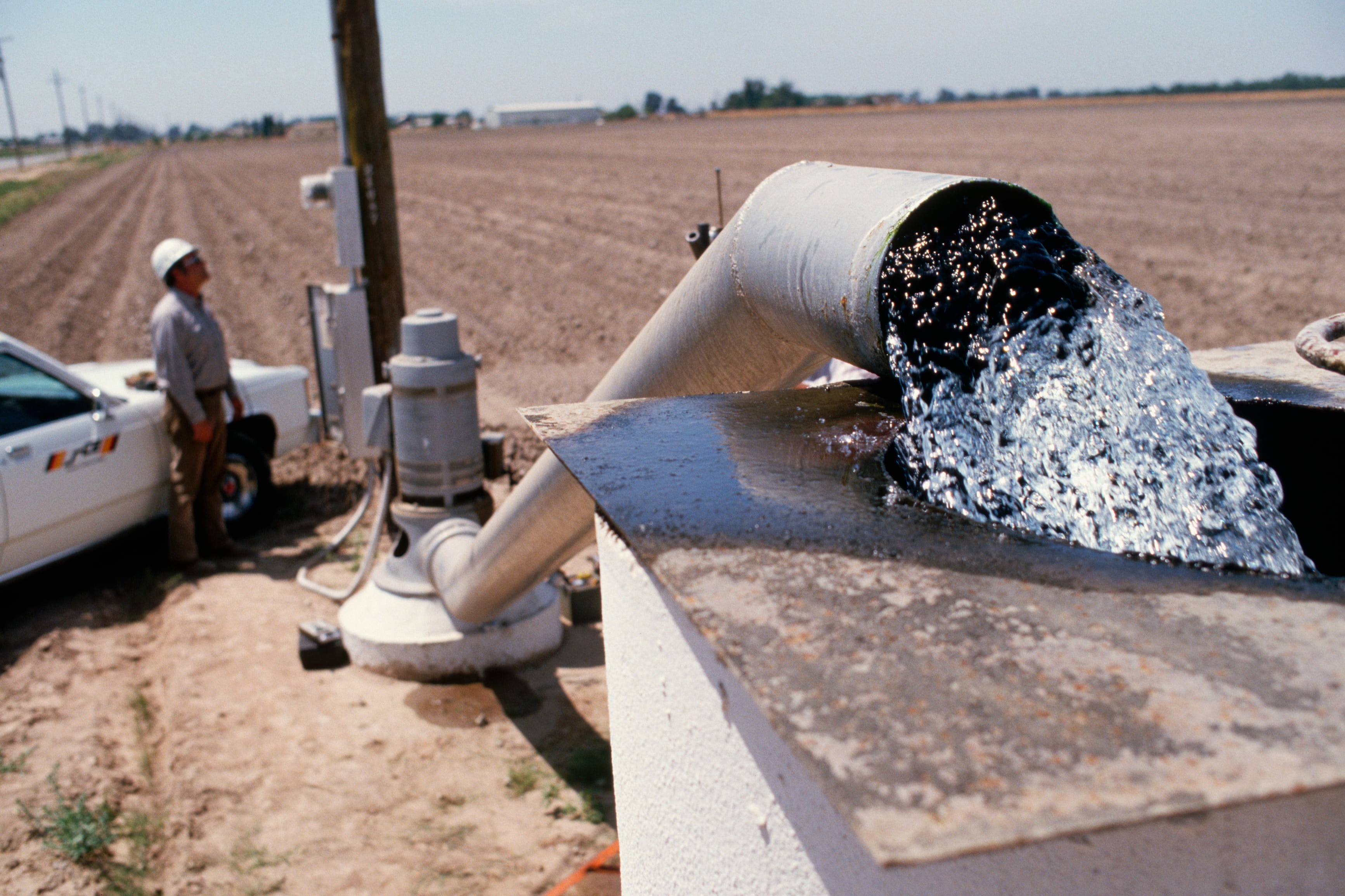 Cómo la política fiscal puede impedir que los actores maliciosos vulneren los sistemas de abastecimiento de agua de EE. UU.