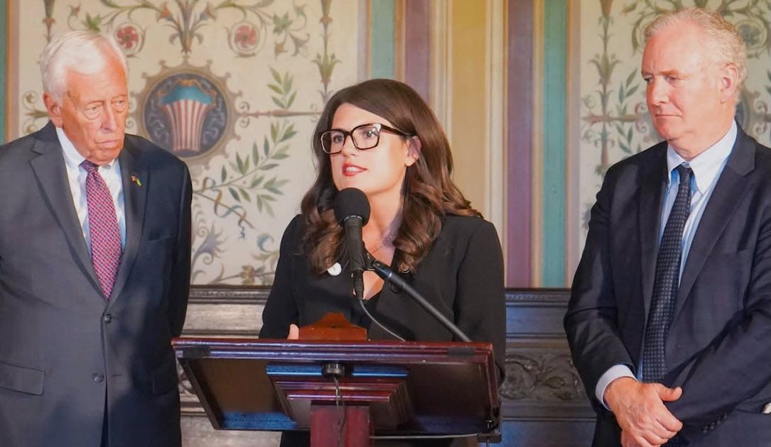 El plan de 11 millones de dólares para el apoyo psicológico en el Comando Cibernético recibe un nuevo impulso por parte de los legisladores